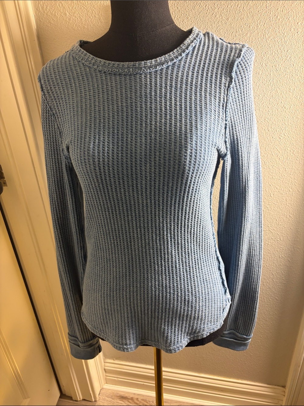 Free People Movement Long Sleeve Waffle Knit Thermal Top Size Medium